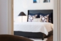 "Wunderschöne und großzügige Altbauwohnung am Victoria-Luise-Platz" - Schlafzimmer