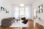 "Wunderschöne und großzügige Altbauwohnung am Victoria-Luise-Platz" - Wohnzimmer