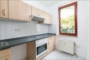 "Bezugsfreie Maisonette mit zwei Balkonen, Gäste-WC und TG-Stellplatz (optional) nah am See" - Küche 1.OG