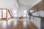 "Wunderschöne und helle DG-Wohnung mit Balkon zwischen Stadtpark und Kanal" - Wohnküche