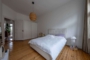 "Wunderschöne, sehr ruhige 2 Zimmer-Altbauwohnung mit Balkon am Stadtpark Steglitz, frei" - Schlafzimmer