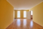 "Bezugsfreie, helle 2 Zimmer Wohnung mit Balkon, Fahrstuhl und Stellplatz in Wilhelmsruh" - Zimmer