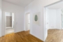 Ruhig und Zentral gelegene 3 Zimmer mit Balkon und Aufzug. - Titelbild