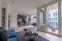 "Elegante City Wohnung mit Balkon und Aufzug in den Kronprinzengärten am Schinkel Pavillion" - Blick zur Küche