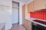 "Sonnige, freie 46 m² Wohnung mit Westbalkon und Einbauküche in Nikolassee, bezugsfertig" - Küche / Abstellkammer