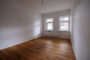 "Wunderschöne, vollständig sanierte EG Altbauwohnung mit Terrasse und grünem Innenhof, Erstbezug" - Zimmer