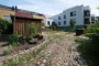 "Wunderschöne, vollständig sanierte EG Altbauwohnung mit Terrasse und grünem Innenhof, Erstbezug" - Stellplätze