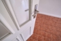 "Wunderschöne, vollständig sanierte EG Altbauwohnung mit Terrasse und grünem Innenhof, Erstbezug" - Küche
