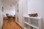 "Vermietete 85 m² Altbauwohnung mit Balkon und ausgebauten 63 m² DG am Preussenpark in Wilmersdorf" - DG Flur