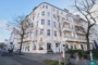 "Vermietete 85 m² Altbauwohnung mit Balkon und ausgebauten 63 m² DG am Preussenpark in Wilmersdorf" - Hausansicht