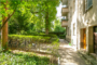 "Gepflegte, freie 2 Zimmer Hochparterre Altbauwohnung in Friedenau" - Hof 1