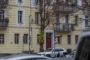 "unsanierte 2 Zimmer Altbauwohnung mit Aufzug und Südbalkon im Kollwitzkiez" - Hauseingang
