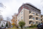"Sanierte, bezugsfertige 3 Zimmer Hochparterre Wohnung mit Balkon u. EBK am Stadtpark Steglitz" - Hausansicht