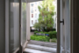 "Unsanierte, freie 2 Zimmer Altbauwohnung am Spreebogen Alt Moabit" - Blick aus dem Zimmer 1