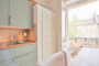 "Sanierte Bauhaus Architektur Wohnung mit Loggia im Prenzlauer Berg, möbliert mit Küche" - Küche