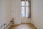 "Mondäne 5 Zimmer Stuck-Altbauperle mit 2 Balkonen und Aufzug im Günzelkiez, frei" - Bad 2