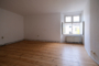 "Freies, unsaniertes Altbauapartment mit abgezogenen Dielen am Rudolph-Wilde-Park in Schöneberg" - Zimmer