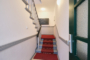 "Vermietete 85 m² Altbauwohnung mit Balkon und ausgebauten 63 m² DG am Preussenpark in Wilmersdorf" - Treppenhaus