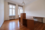 "Mondäne, unsanierte 5 Zimmer Stuck-Altbauperle mit 2 Balkonen und Aufzug im Günzelkiez, frei" - Zimmer 1 mit Loggia
