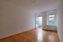 "Mehrfamilienhaus mit 17 WE am Auerpark in F-Hain, aufgeteilt u. kernsaniert 1997" - WE02 Zimmer