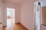 "Sonnige, freie 46 m² Wohnung mit Westbalkon und Einbauküche in Nikolassee, bezugsfertig" - Diele
