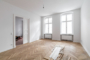 "Freie sanierte Altbauwohnung mit Balkon und zukünftigem Aufzug am KaDeWe" - Zimmer 1