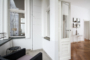 "Wunderschöne und großzügige Altbauwohnung am Victoria-Luise-Platz" - Balkon