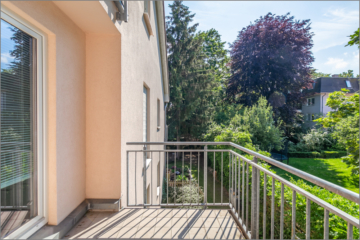„Bezugsfrei, ruhig, wunderschön mit Balkon im Grünen“, 12207 Berlin, Etagenwohnung