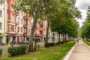 Ruhig und Zentral gelegene 3 Zimmer mit Balkon und Aufzug. - Gebäudeansicht vom Mittelstreifen