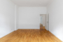 Ruhig und Zentral gelegene 3 Zimmer mit Balkon und Aufzug. - Großes Schlafzimmer 2