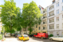 "Wunderschöne und helle DG-Wohnung mit Balkon zwischen Stadtpark und Kanal" - Blick in die Straße