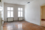 "Großzügige und freie Altbauwohnung im Herzen von Pankow, unsaniert" - Zimmer 1
