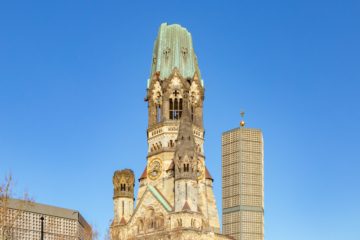 „Freie sanierte Altbauwohnung mit Balkon und zukünftigem Aufzug am KaDeWe“, 10789 Berlin, Etagenwohnung