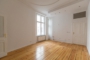 "Wunderschöne und sanierte 3 Zimmer - Atbauwohnung am V.-Luise-Platz" - Zimmer 1 / Wohnküche